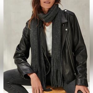 NWT Lucky Brand Gray Fringe Scarf